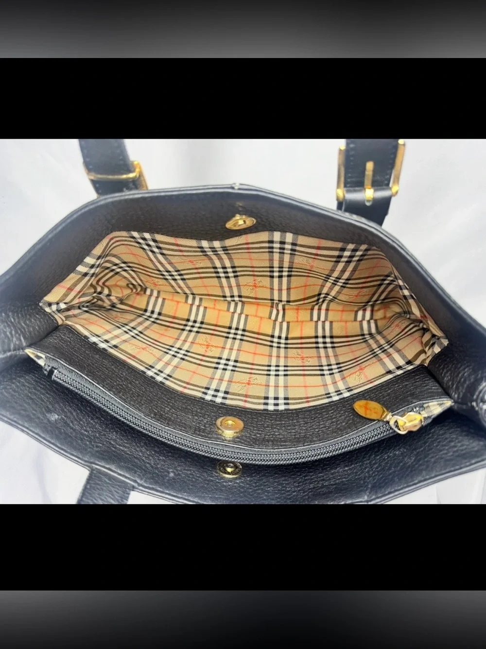 Burberrys Vintage Black Leather Top Handle Tote Bag w/COA!!!